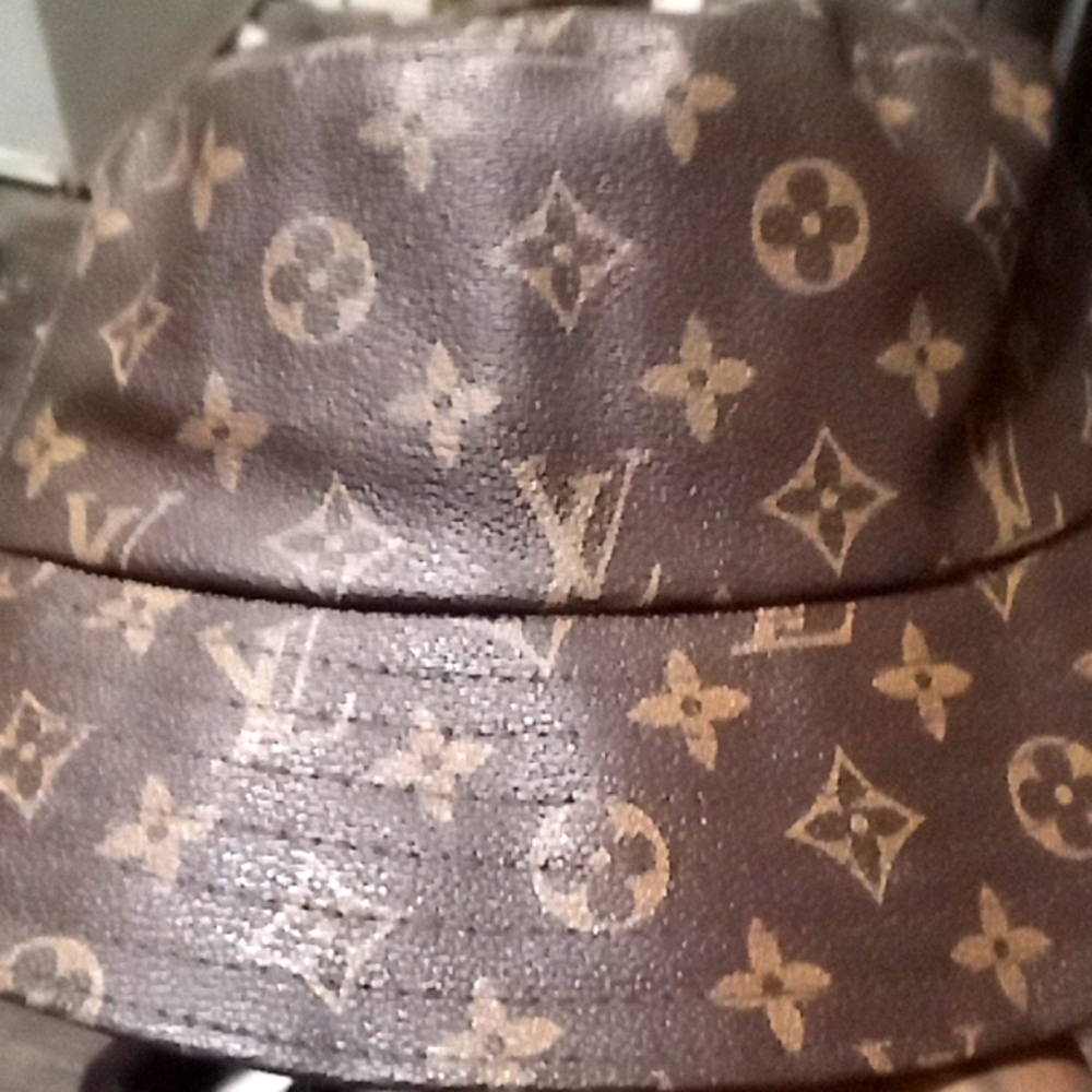 Louis Vutton Bucket Hat